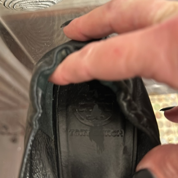 Tory Burch Minnie Travel Perfect Black & Silver Ballet Flats - Picture 11 of 13